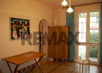 Hall / corridoio - Semi-detached house Via Quarto Dei Mille
 
19, Camaiore - photo 21