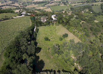 Vista delle montagne - Terreno agricolo Contrada San Biagio
2, Montecarotto - foto 6