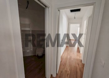 Hall / corridoio - Three-room apartment marco polo
 
21, Osimo - photo 8