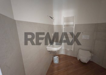 Bagno - Three-room apartment marco polo
 
21, Osimo - photo 9