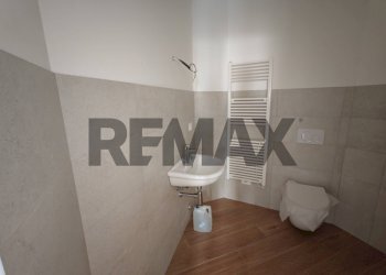Bagno - Three-room apartment marco polo
 
21, Osimo - photo 10