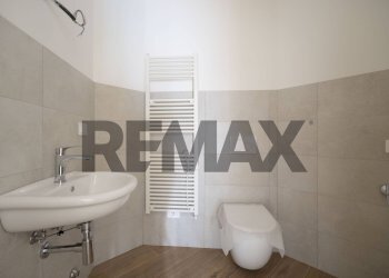 Bagno - Trilocale marco polo
 
21, Osimo - foto 8