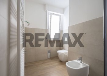 Bagno - Trilocale marco polo
 
21, Osimo - foto 9