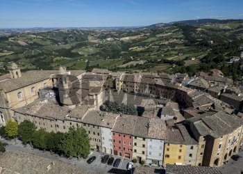 Vista delle montagne - Four-room apartment Piazza IV Novembre
 
33, Cupramontana - photo 26