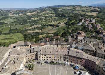 Vista delle montagne - Four-room apartment Piazza IV Novembre
 
33, Cupramontana - photo 29