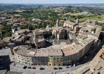 Edificio all\'aperto - Four-room apartment Piazza IV Novembre
 
33, Cupramontana - photo 31