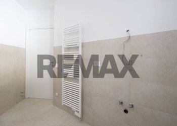 Bagno - Three-room apartment VIA MARCO POLO
 
21, Osimo - photo 14