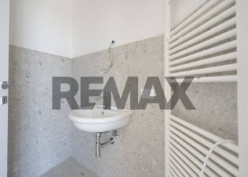 Bagno - Three-room apartment VIA MARCO POLO
 
21, Osimo - photo 39