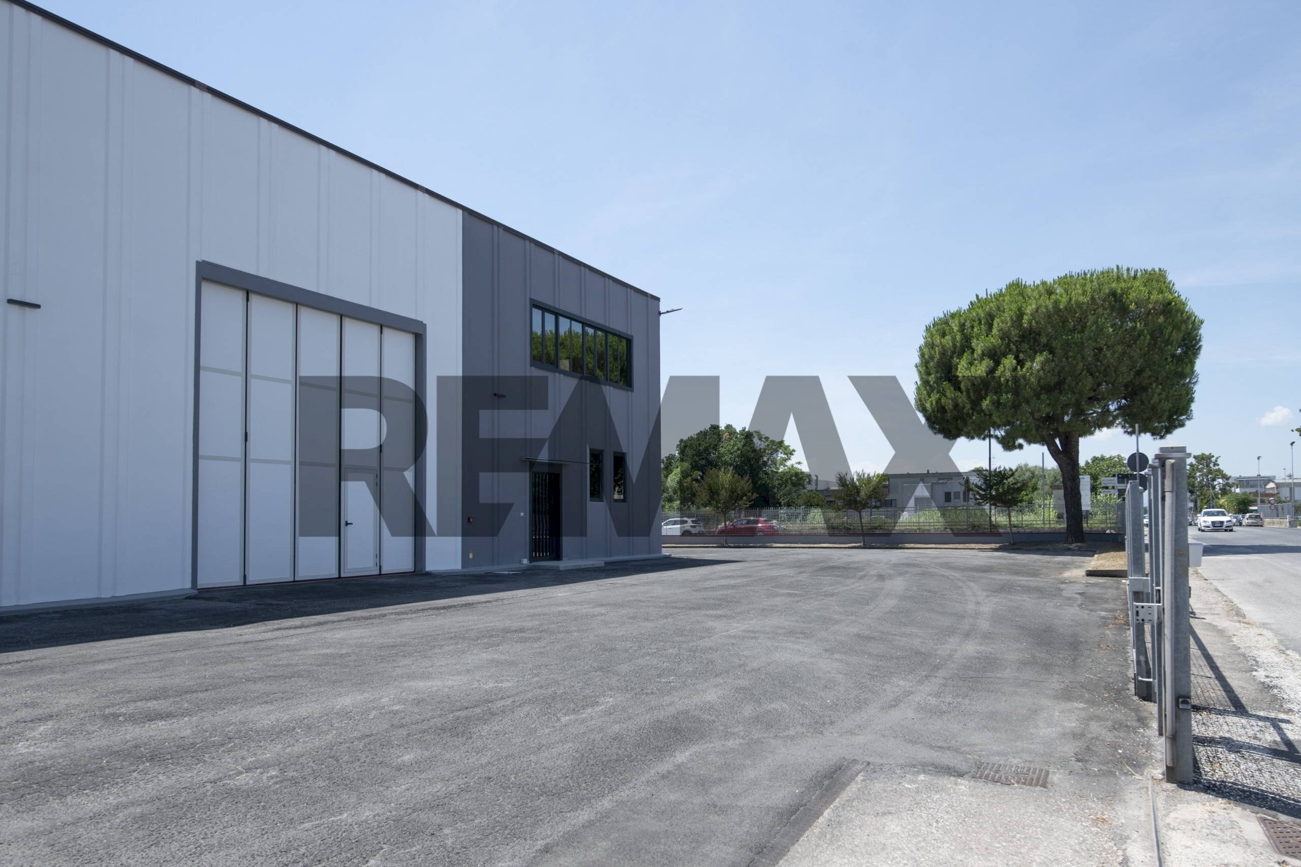 Edificio all\'aperto - Capannone via del consorzio
23, Falconara Marittima - foto 3