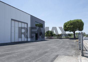 Edificio all\'aperto - Capannone via del consorzio
23, Falconara Marittima - foto 3