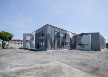 Edificio all\'aperto - Capannone via del consorzio
23, Falconara Marittima - foto 9