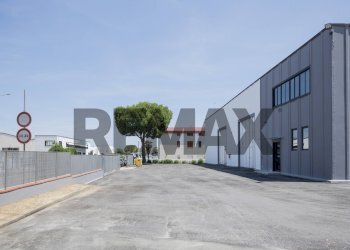 Edificio all\'aperto - Capannone via del consorzio
23, Falconara Marittima - foto 11