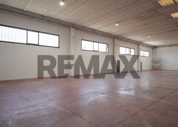 Stanza vuota - Capannone via del consorzio
23, Falconara Marittima - foto 13