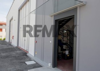 Edificio all\'aperto - Capannone via del consorzio
23, Falconara Marittima - foto 48