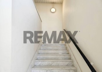 Scale - Bilocale Corso Agnelli
34, Torino - foto 7
