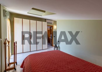 Camera / camera da letto - Bilocale via della pieve
1, Missaglia - foto 14