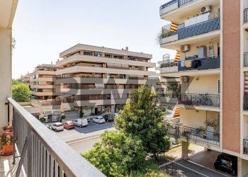 Edificio all\'aperto - Trilocale Via Raoul Chiodelli
snc, Roma - foto 53