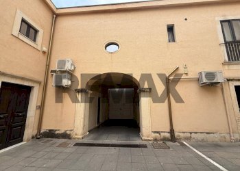 Edificio all\'aperto - Appartamento Via Antonino Di Sangiuliano
 
262, Catania - foto 24