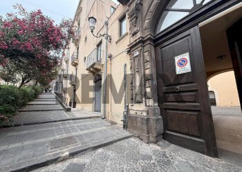 Edificio all\'aperto - Appartamento Via Antonino Di Sangiuliano
 
262, Catania - foto 32
