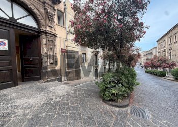 Edificio all\'aperto - Appartamento Via Antonino Di Sangiuliano
 
262, Catania - foto 33
