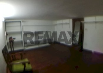 Stanza vuota - Appartamento Viale Vittorio Veneto
 
192, Catania - foto 25