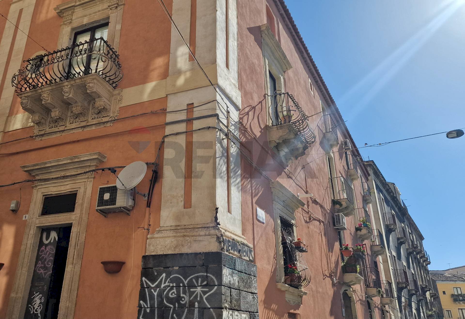 Edificio all\'aperto - Trilocale Via Anzalone
 
9, Catania - foto 1