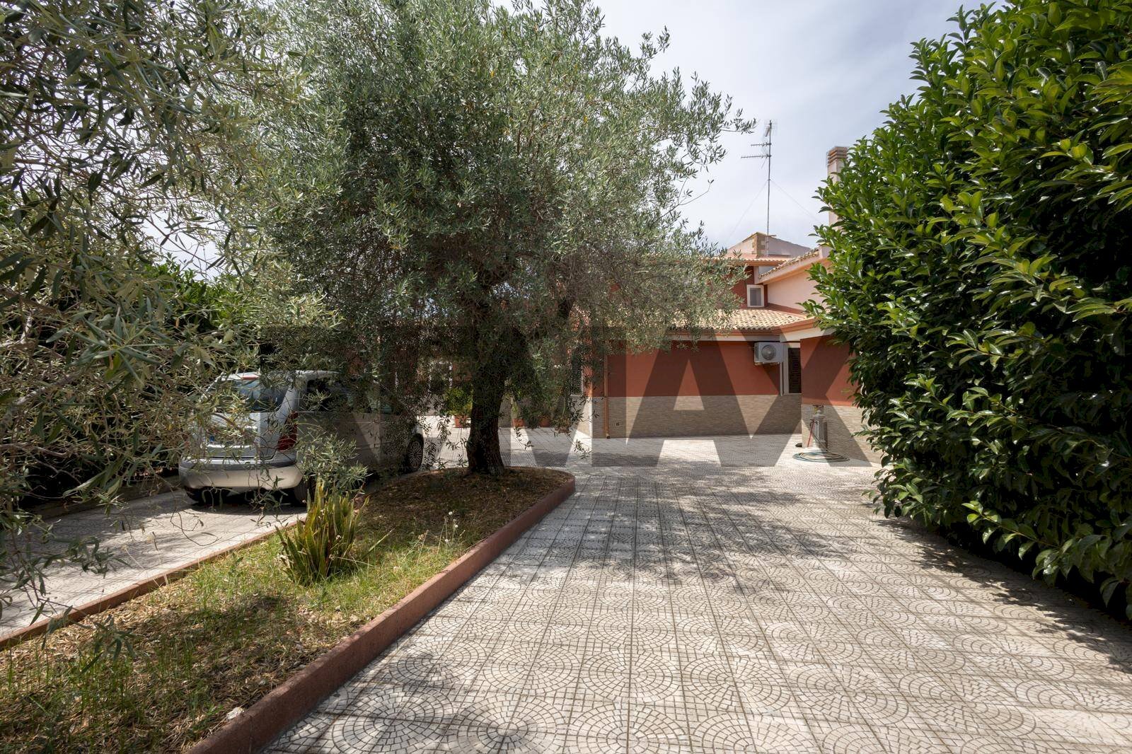 Casa all\'aperto - Villa VIA PAOLO BORSELLINO
16, Augusta - photo 2