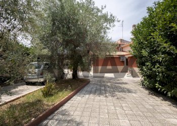Casa all\'aperto - Villa VIA PAOLO BORSELLINO
 
16, Augusta - photo 2