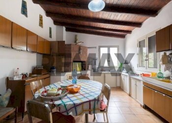 Cucina - Villa VIA PAOLO BORSELLINO
 
16, Augusta - photo 24