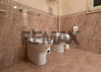 Bagno - Villa VIA PAOLO BORSELLINO
 
16, Augusta - photo 29