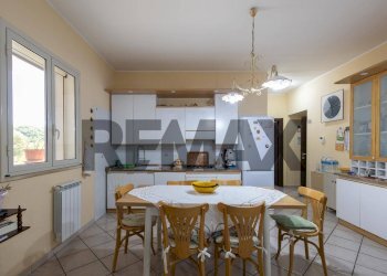 Cucina - Villa VIA PAOLO BORSELLINO
 
16, Augusta - photo 44
