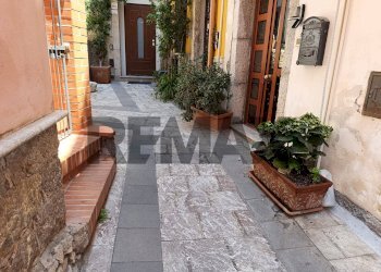 Terrazza - Two-room apartment Piazza Raggia
 
36, Taormina - photo 3