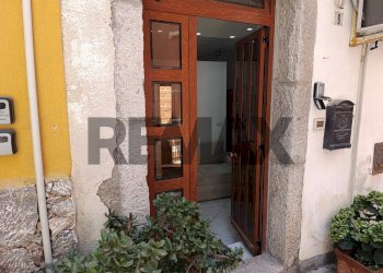 Hall / corridoio - Two-room apartment Piazza Raggia
 
36, Taormina - photo 11