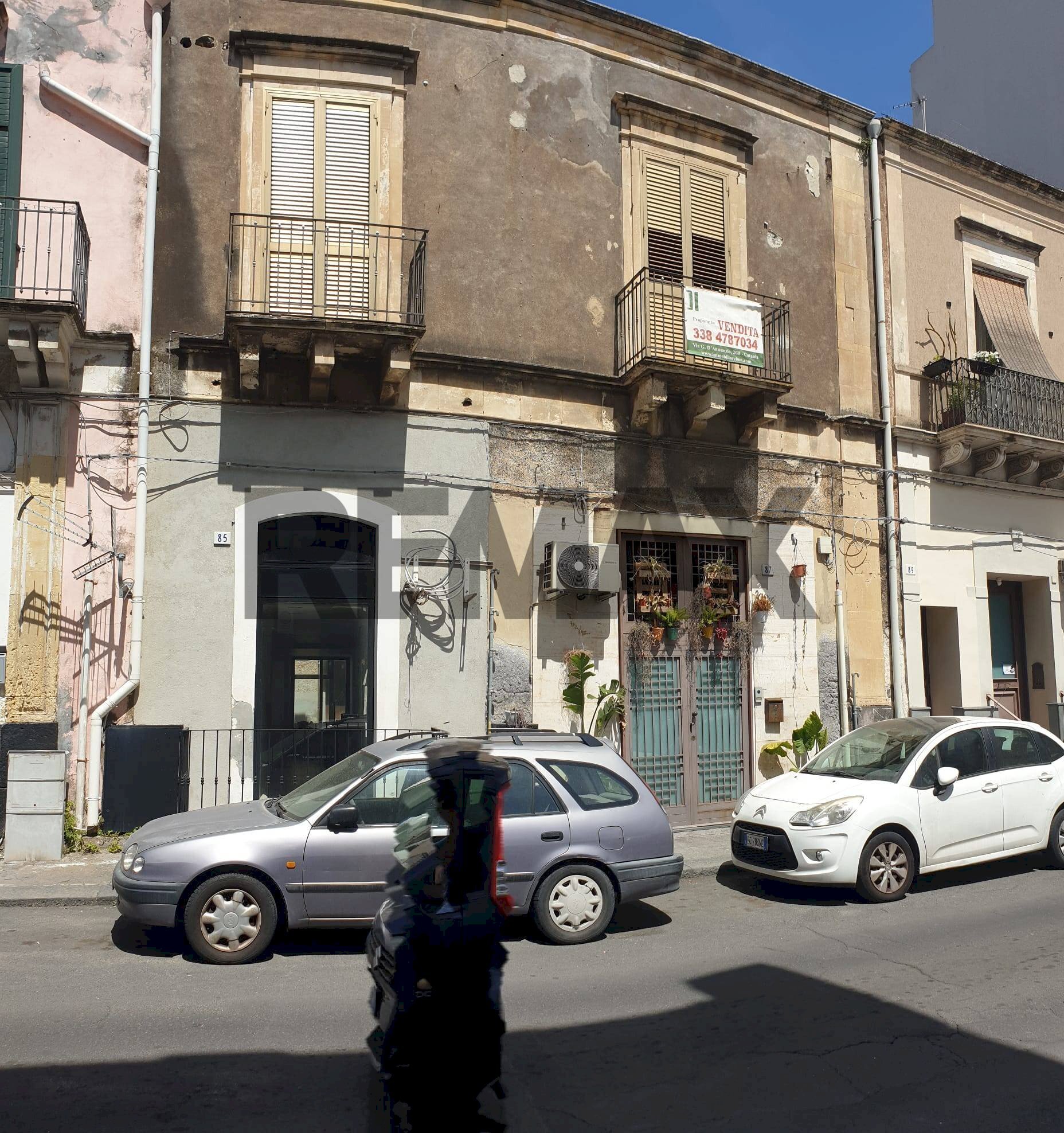 Edificio all\'aperto - Quadrilocale VIA PRINCIPE NICOLA
 
83, Catania - foto 1