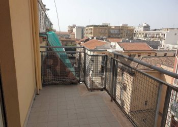 Balcone - Trilocale via piave
 
12, Catania - foto 2