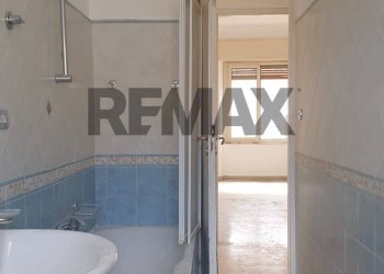 Bagno - Trilocale via piave
 
12, Catania - foto 34