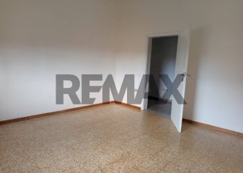 Stanza vuota - Appartamento Via Macchiavelli
 
20, Piombino - foto 3