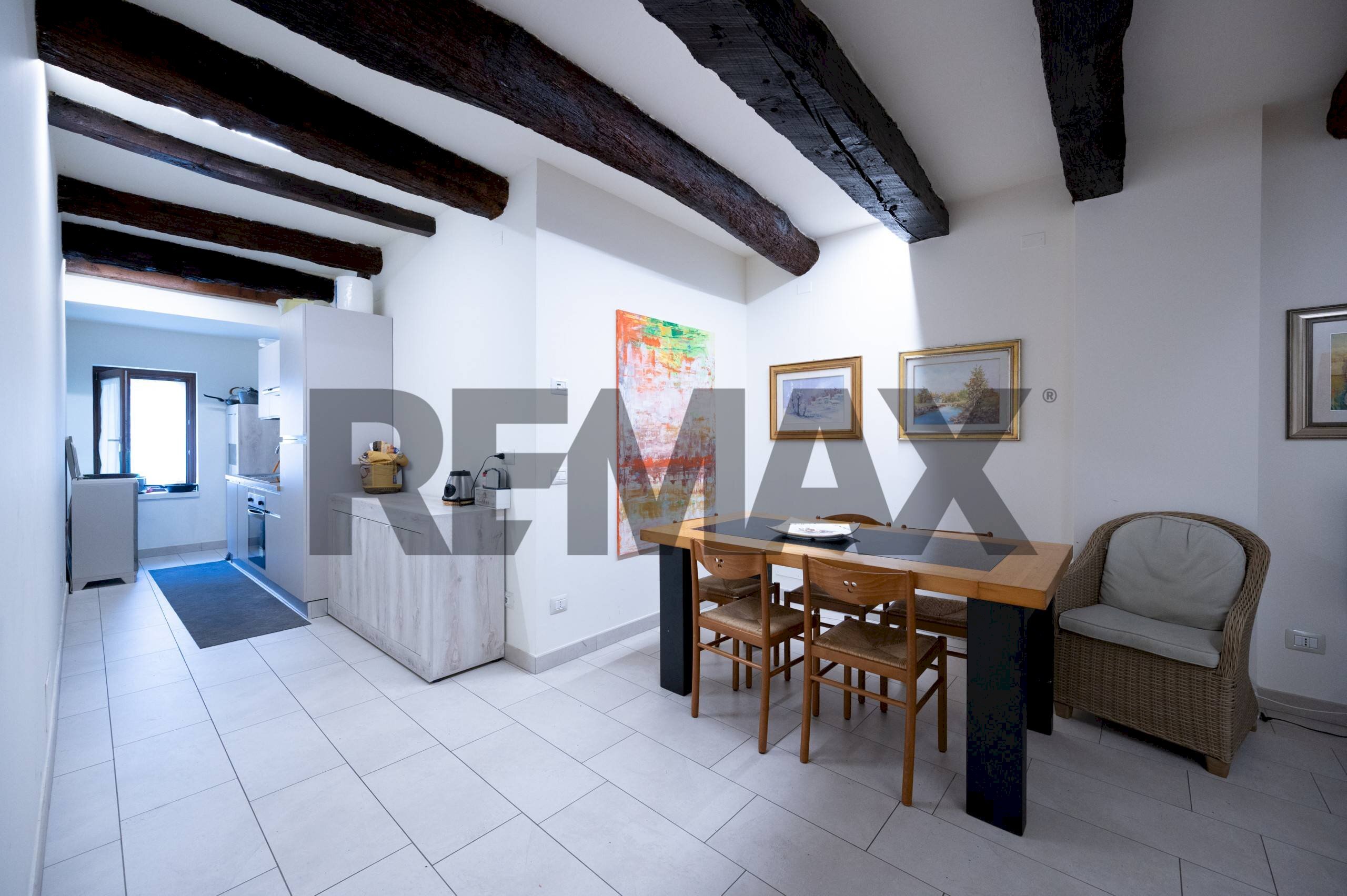 Sala da pranzo - Trilocale Via Gilberto Govi
 
16, Mantova - foto 2