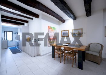 Sala da pranzo - Trilocale Via Gilberto Govi
 
16, Mantova - foto 2