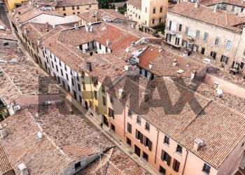 Edificio all\'aperto - Trilocale Via Gilberto Govi
 
16, Mantova - foto 39