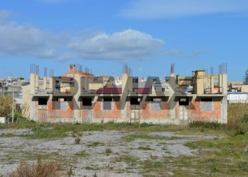 Edificio all\'aperto - Terraced Villa Via Geraci
 
54, Pachino - photo 1