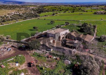Casa all\'aperto - Rustic Contrada Commaldo Superiore
 
s.n., Rosolini - photo 2