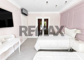 Camera / camera da letto - Three-room apartment viale colli aminei
10, Napoli - photo 23