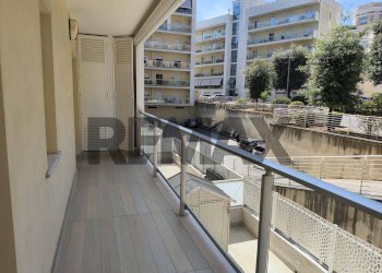 Balcone - Three-room apartment viale colli aminei
10, Napoli - photo 28