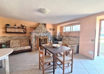 Sala da pranzo - Three-room apartment via Ponte Annibale
 
2, Capua - photo 5