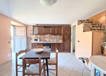 Sala da pranzo - Three-room apartment via Ponte Annibale
 
2, Capua - photo 6