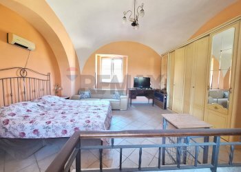 Camera / camera da letto - Three-room apartment via Ponte Annibale
 
2, Capua - photo 9