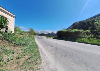 Vista delle montagne - Three-room apartment via Ponte Annibale
 
2, Capua - photo 21