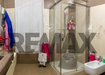 Bagno - Quadrilocale via Della Stadera
 
86, Napoli - foto 11