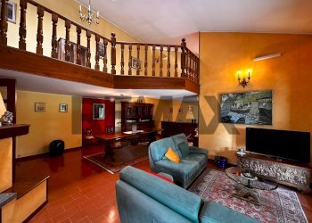 Soggiorno - Villa via Antonio Locatelli
 
53, Cologno al Serio - photo 5